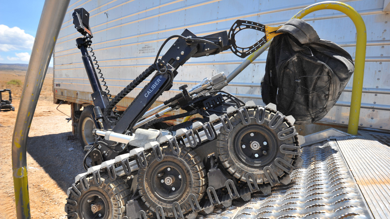 Illustration for article titled A Rodeo for Bomb Disposal Robots Looks Dangerous